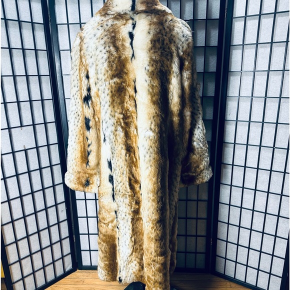 Pamela McCoy Full Length Canadian Bobcat Lynx Faux Fur Coat - Picture 5 of 7